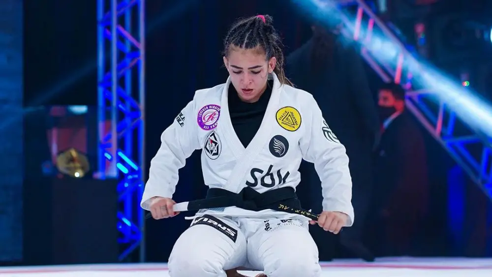 brazilian jiu jitsu woman