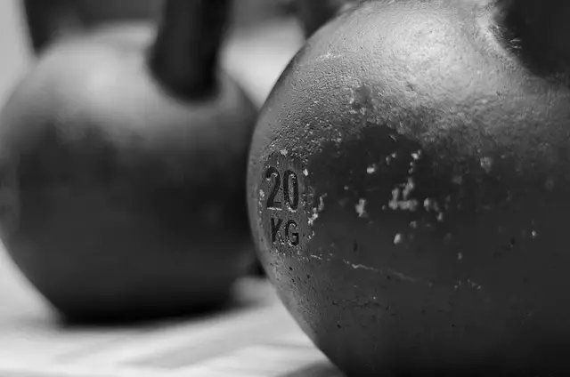 kettlebell, training, fitness center, how to build muscle with kettlebells