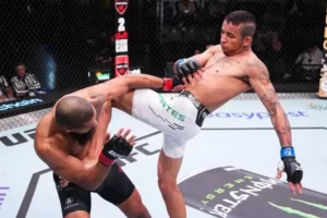 Carlos Prates vs. Leon Edwards