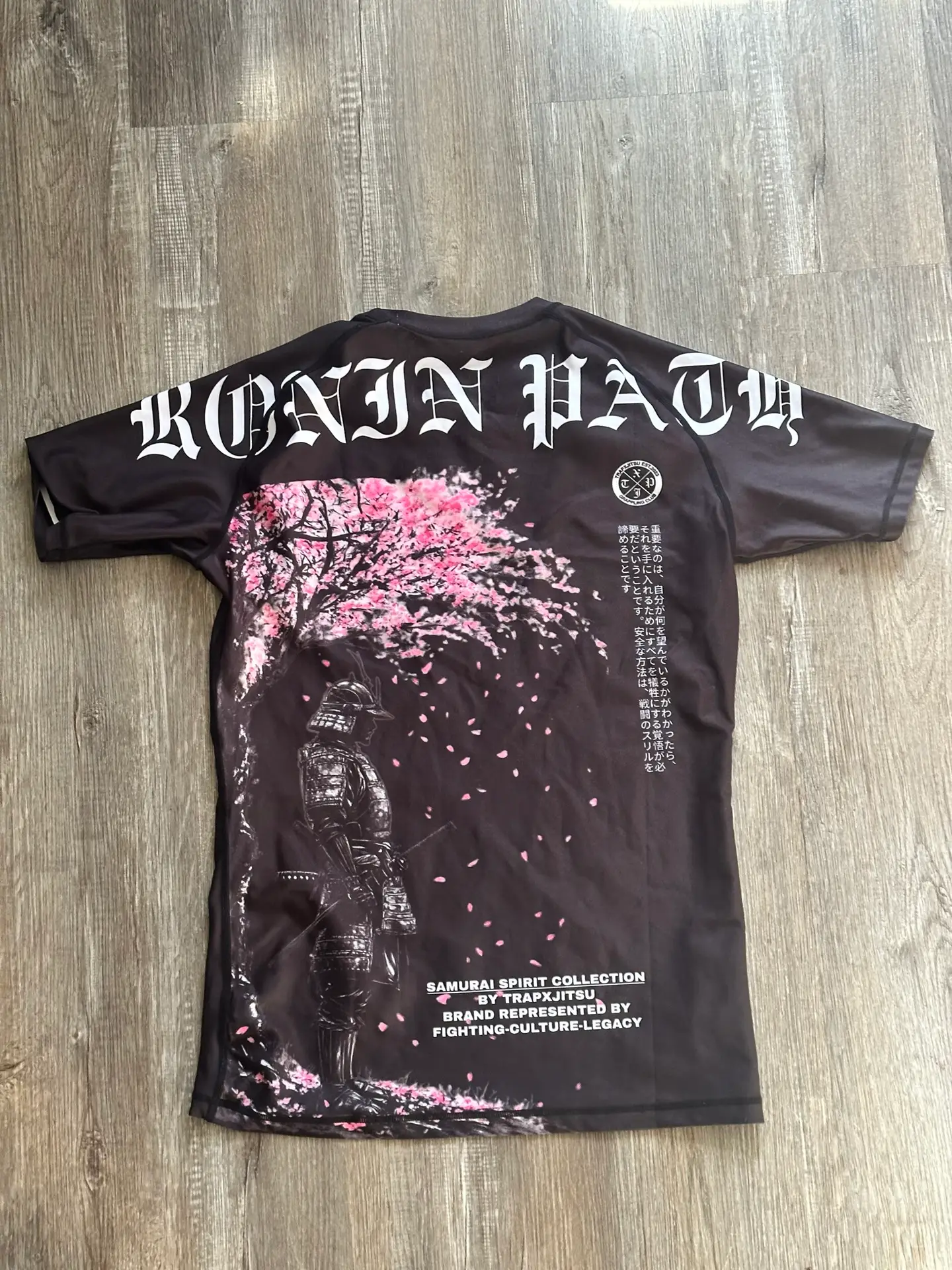 trap x jitsu BJJ rash guard review