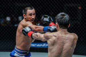 How to Defend Punches in Muay Thai