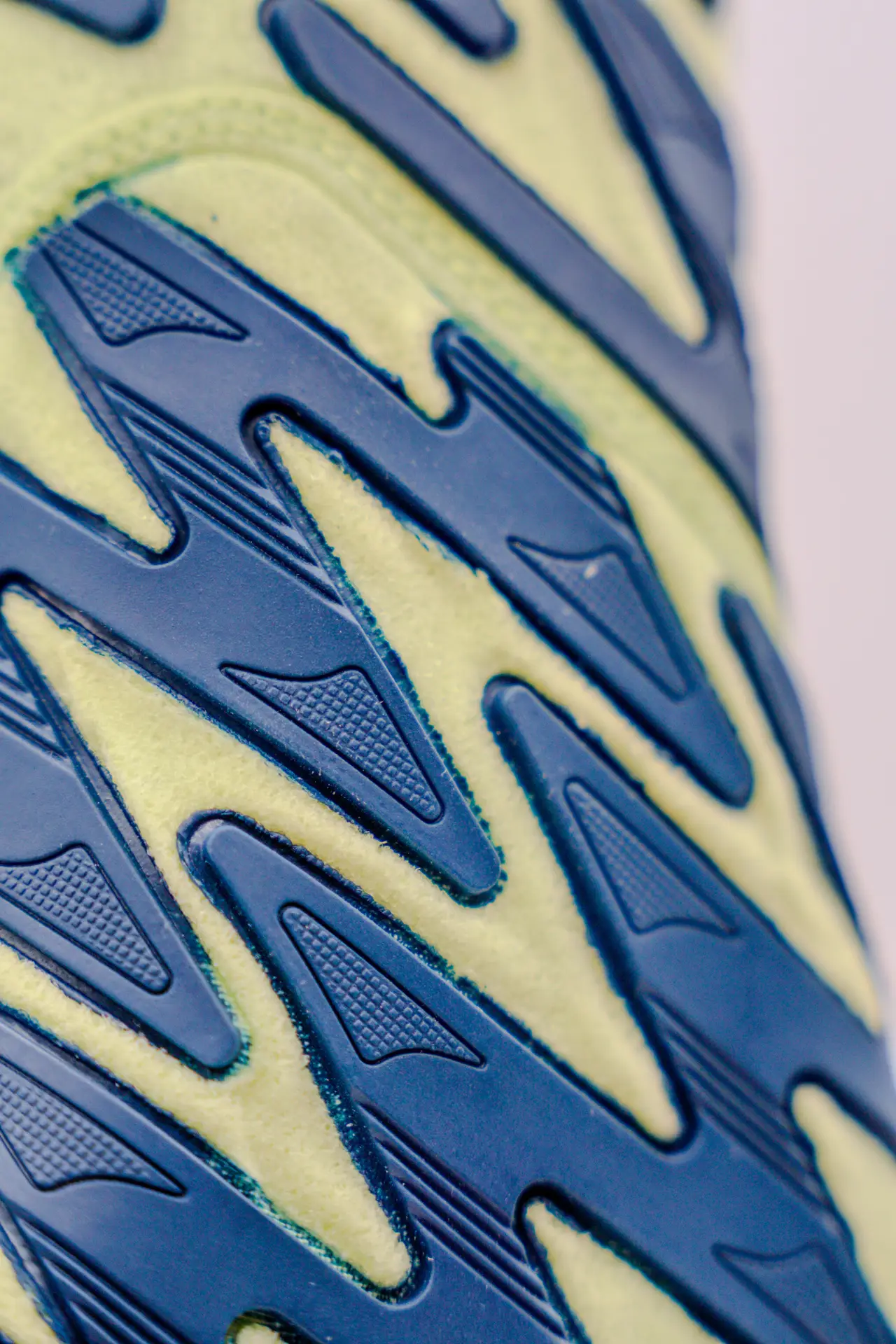 ASICS Aggressor 6 wresting shoe review - grip