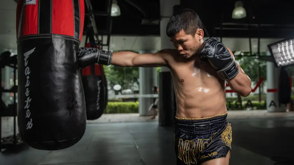 How to Maintain Composure in MMA
