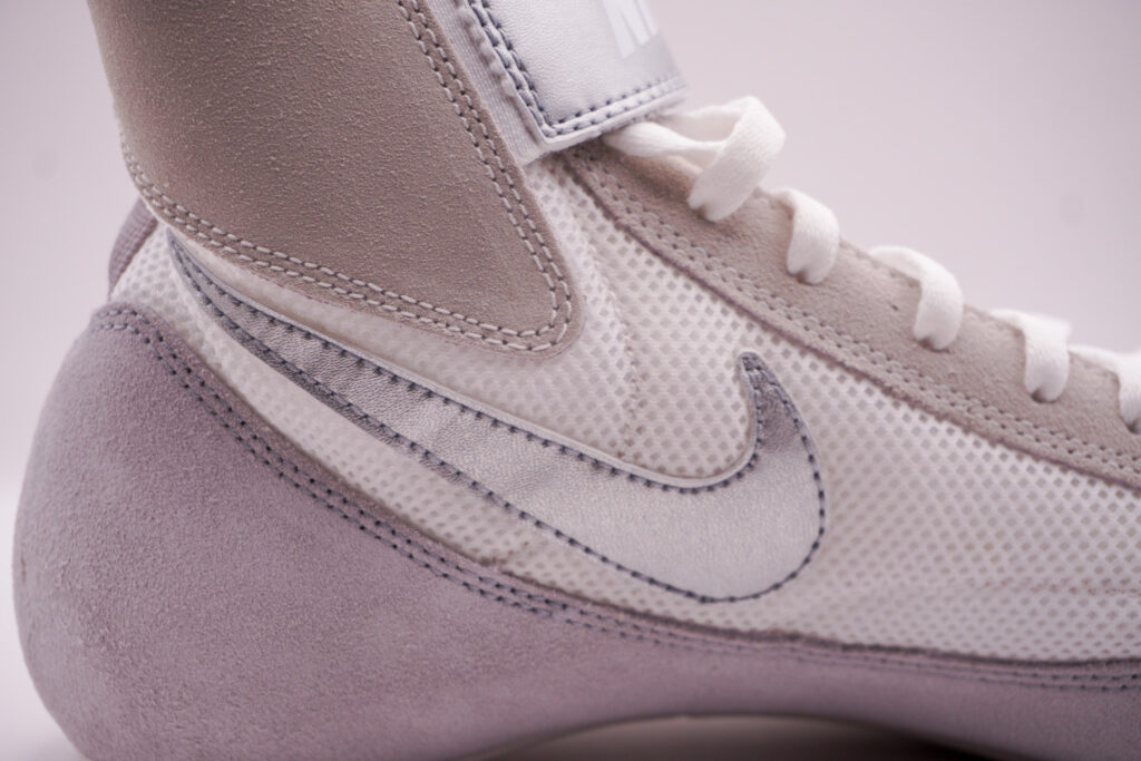 nike speedsweep vii review close up ankle shot