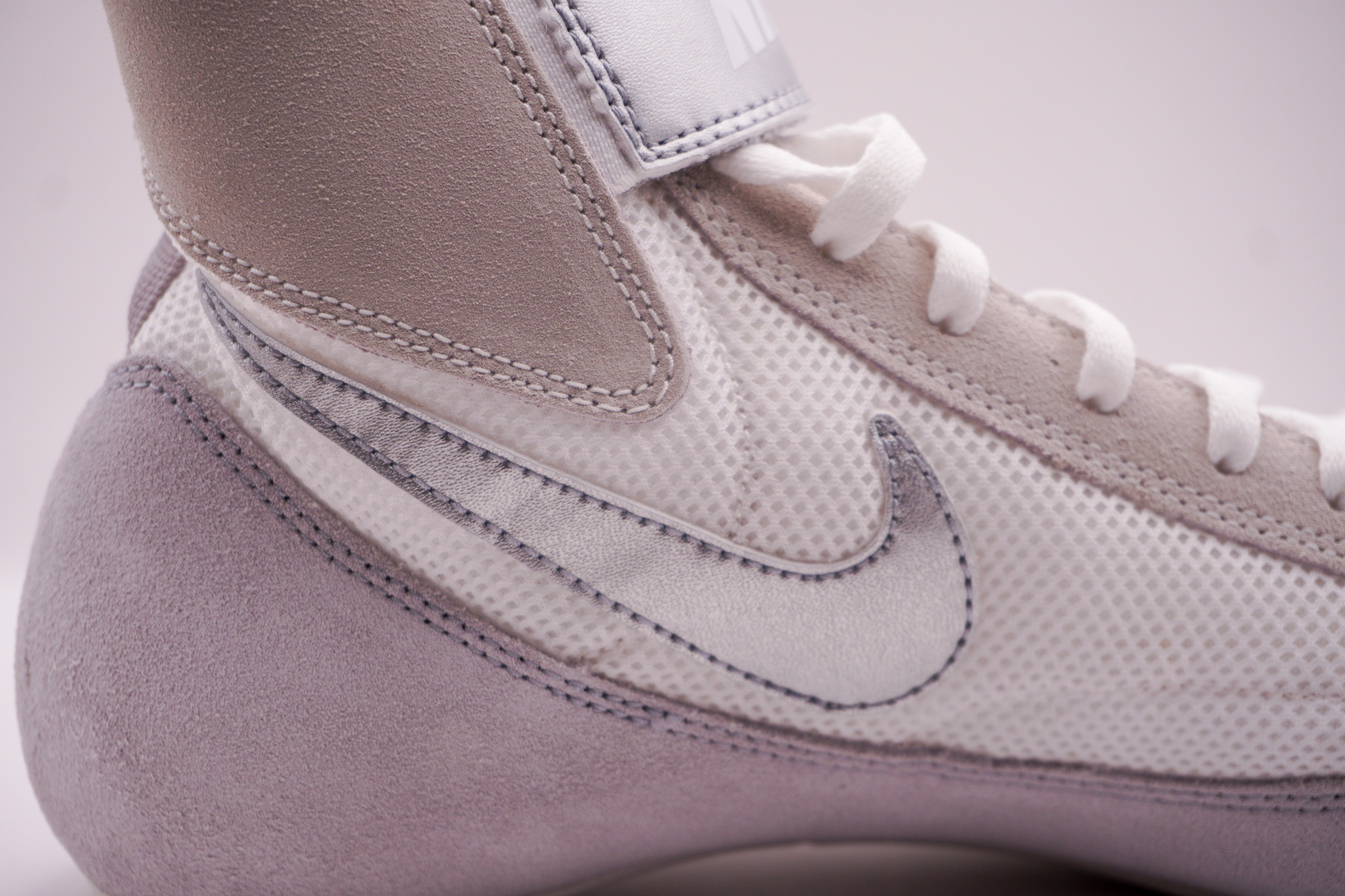 nike speedsweep vii review close up ankle shot